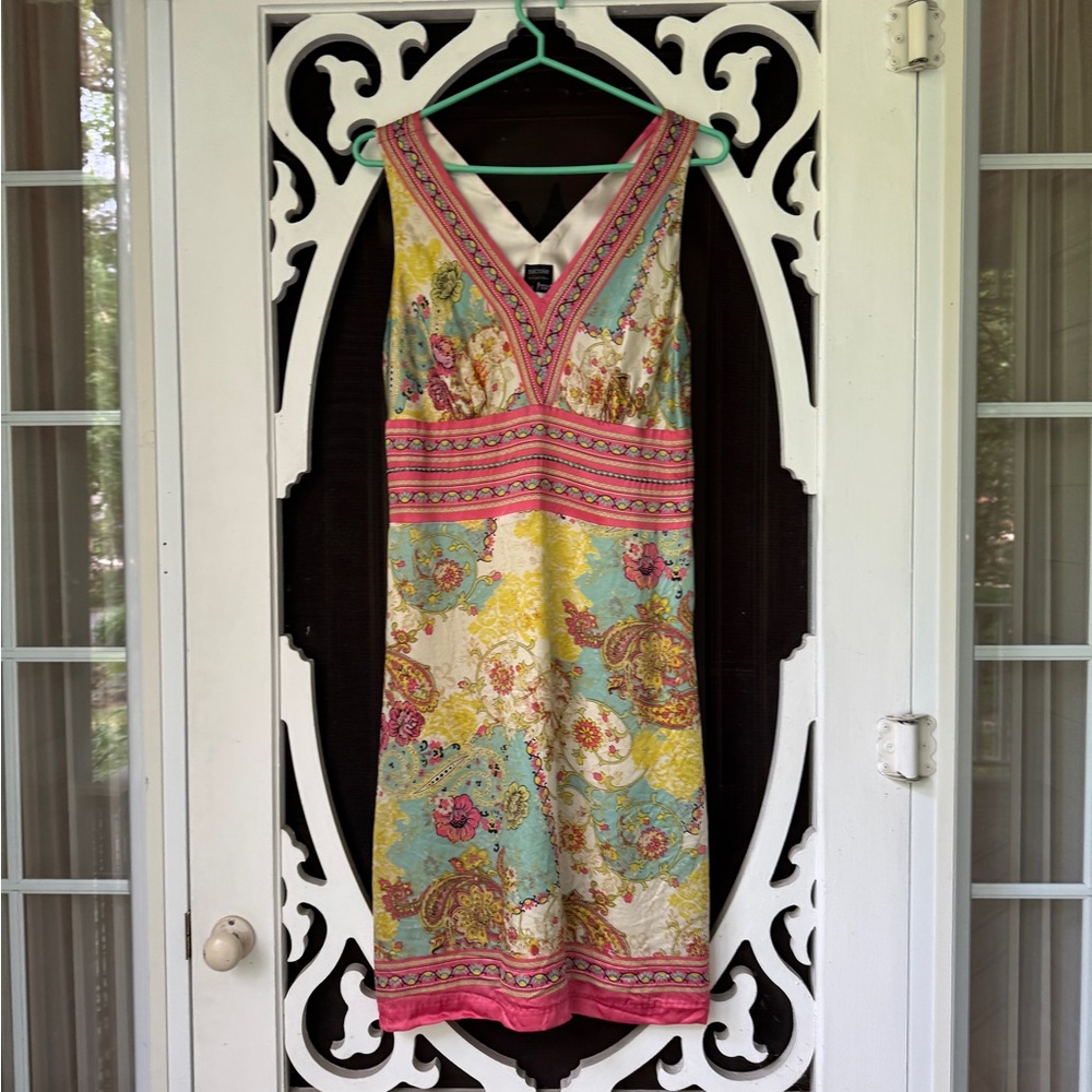 Silk floral dress by Nicole Miller 🌸